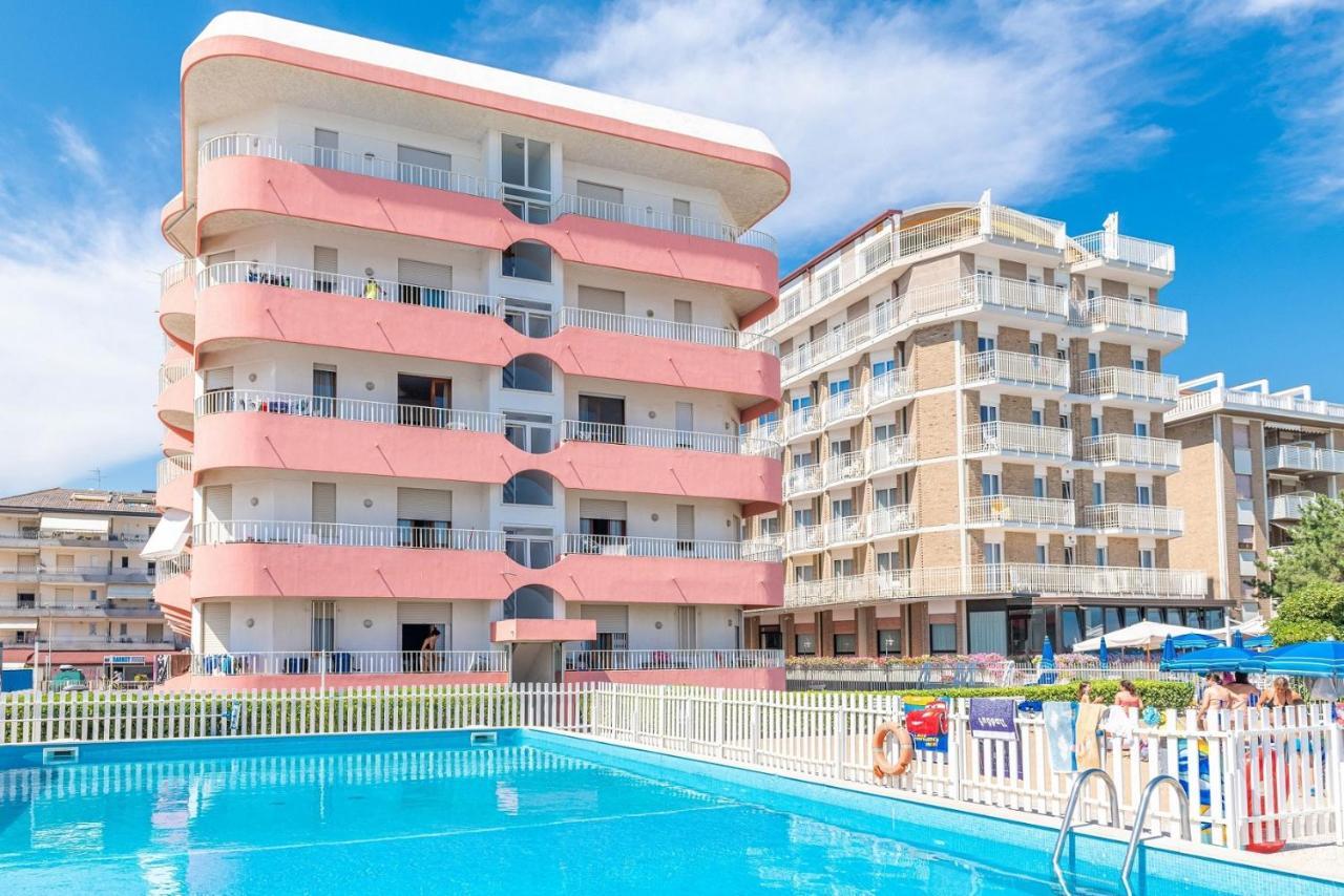 Apollo Apartamento Lido di Jesolo Exterior foto